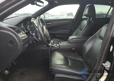 2013 Chrysler 300C John Varvatos Limited Edition z USA, uszkodzony, nr VIN 2C3CCADG2DH727695